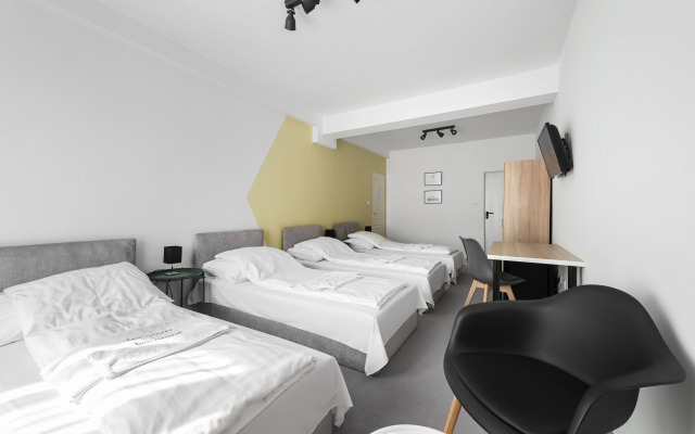 Chesscom Hotel