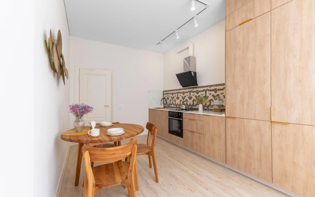 Aura на улице Курская 1Г