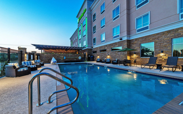 Holiday Inn Austin Airport by IHG