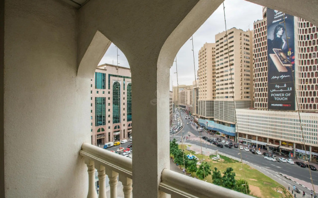 Landmark Plaza Hotel
