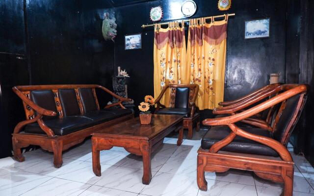 Super OYO 598 Udan Mas Guesthouse& Gallery