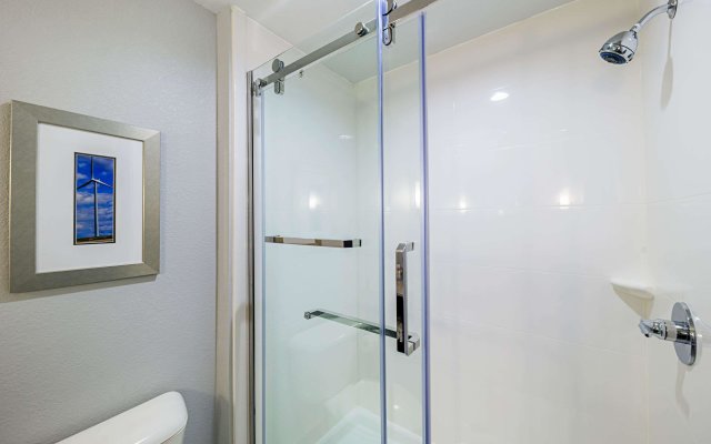 Comfort Inn & Suites Oklahoma City near Bricktown