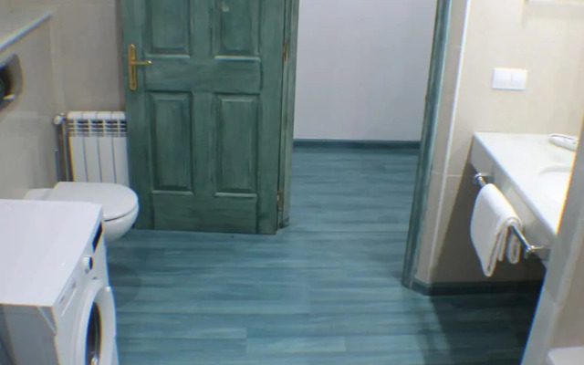 Avenida 5C in Roses With 2 Bedrooms and 2 Bathrooms