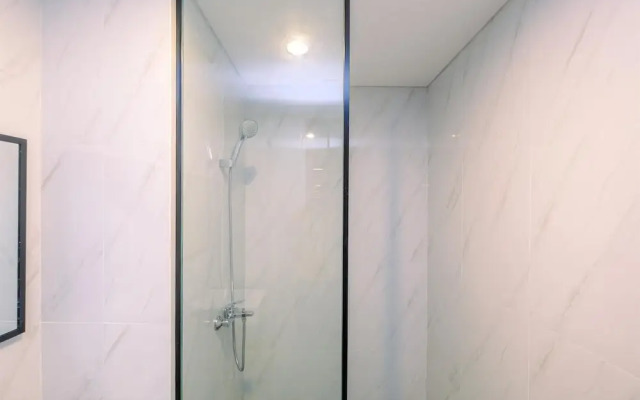 Comfort 1Br At Ciputra World 2 Apartment