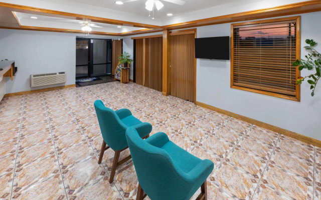 Days Inn by Wyndham Slidell