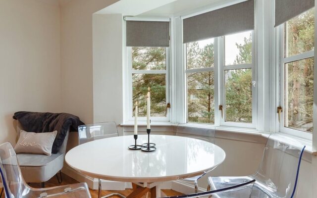 Captivating 3-bed Apartment by Gleneagles
