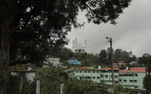 Nilgiris Inn By Lexstays Kotagiri, Ooty