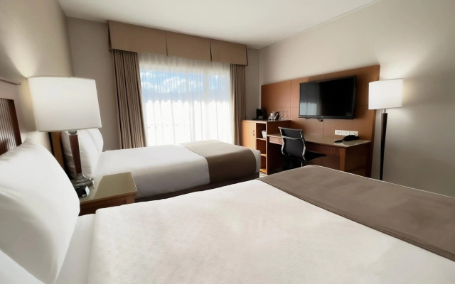 Coast Capri Hotel