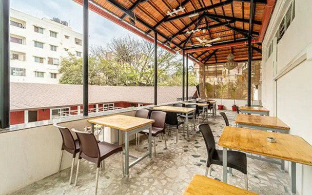 FabHotel Prime Seasons Suites HBR