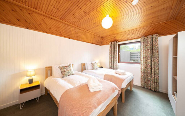 Bellrock View - Traditional Coastal Retreat