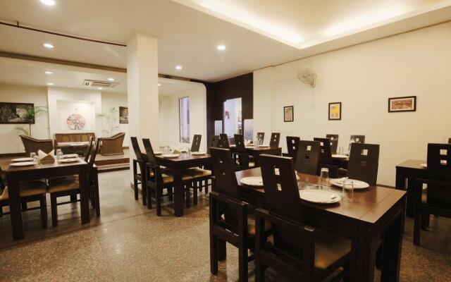 FabHotel Fatehabad Road II