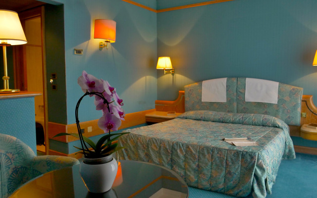 501 Hotel