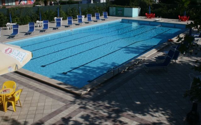 Camping Village Versilia Mare