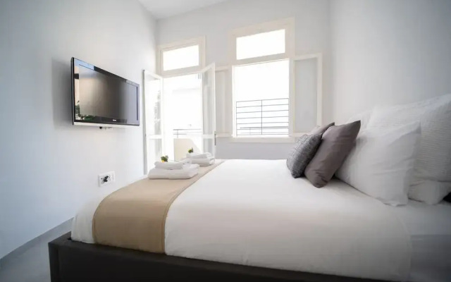 YalaRent Boutique apartments in Jaffa's flea market - Families only