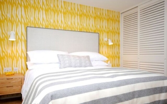 1 The Salterns, Chichester