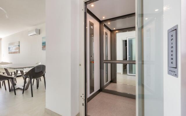 1934 Villa Punta Ristola