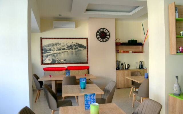 Minos Boutique Hotel