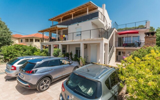 Stunning Apartment in Turanj With Wifi and 3 Bedrooms