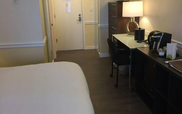 Rockwater Secret Cove Resort