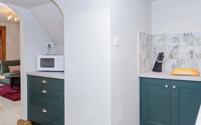 Watermouth Castle, Rhododendron Apartment