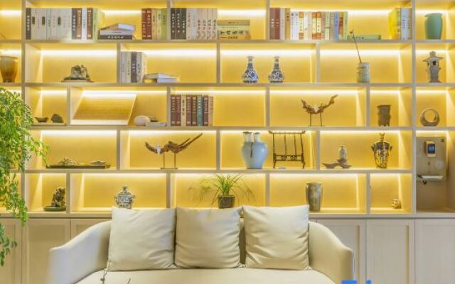 QIANNA HOTEL GLORIOUS (Jiyuan Municipal Government)