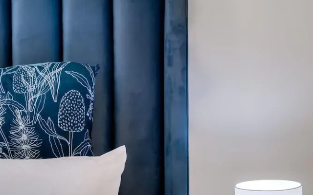 Upscale Urban Haven at City Suite 906