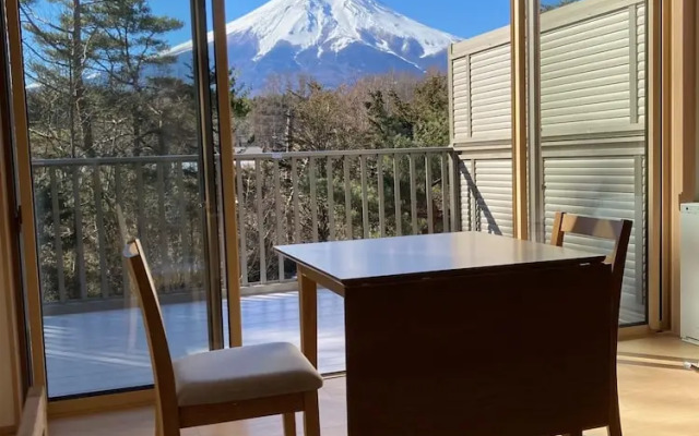 Inn Fujitomita