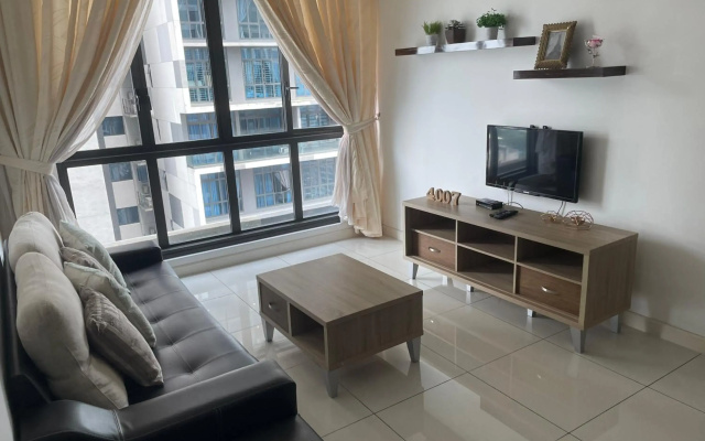 2 Bedroom apartment @Setia Sky 88
