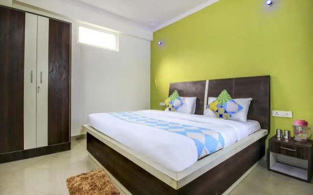 Oyo Flagship 77433 Sk Hotel