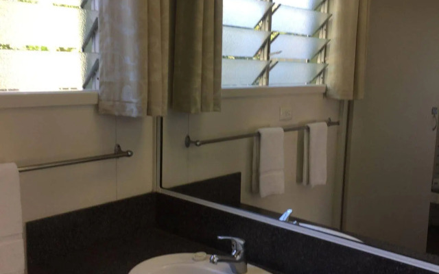 Paradise Lodge Motel