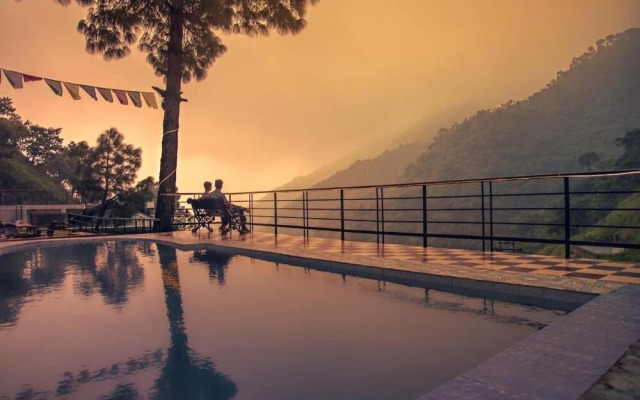 Safarmaina Resort