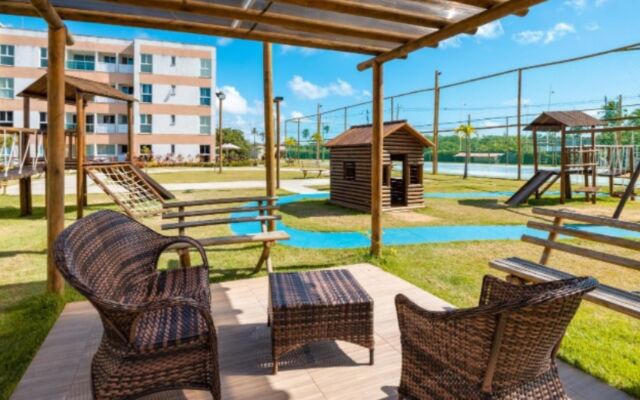 Muro Alto Condominio Club - By AF