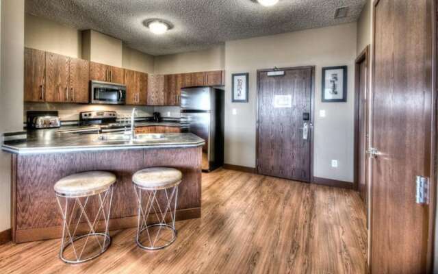 Grand Inn & Residence