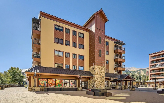 Your Next Vacay at Peak 9 Ski-in/ski-out