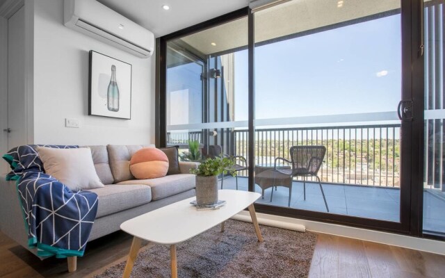 Wow Apartment In Boxhill Central Near Hospital