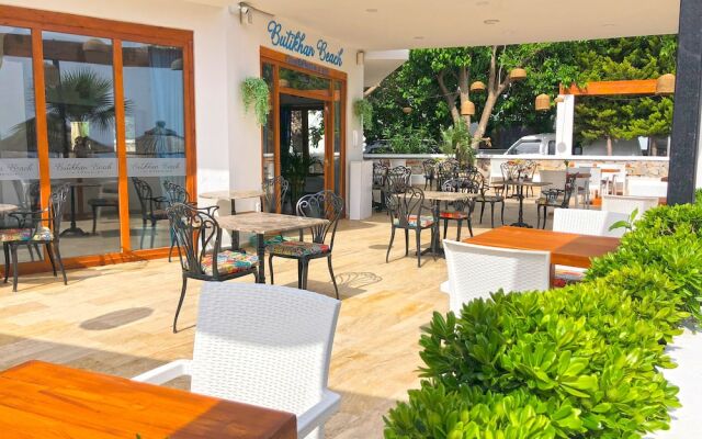 Butikhan Beach Otel