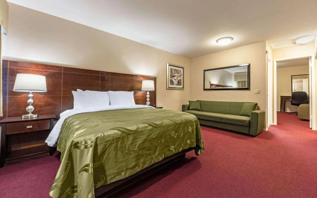 Scottish Fairway Inn