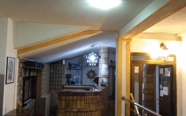 Luka Hotel Apart