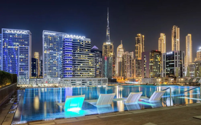 Waves - Fully Equipped Studio for a Perf