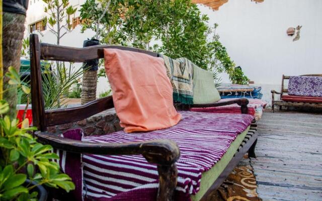 New Yalla Hotel