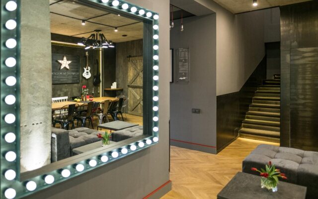 Design hotel Rooms & Rumors