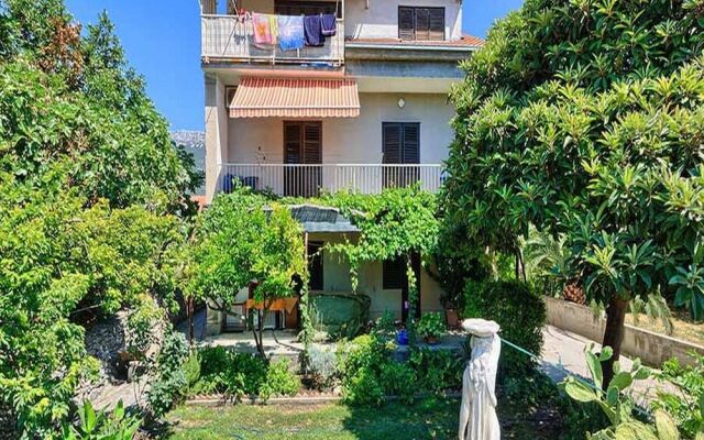 Apartment Lucija