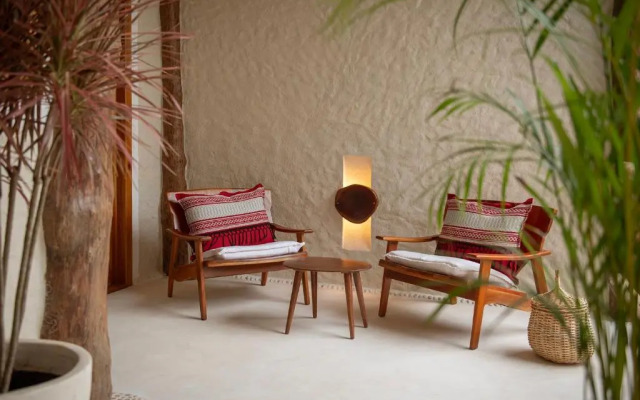 Mawimbi Boutique Hotel