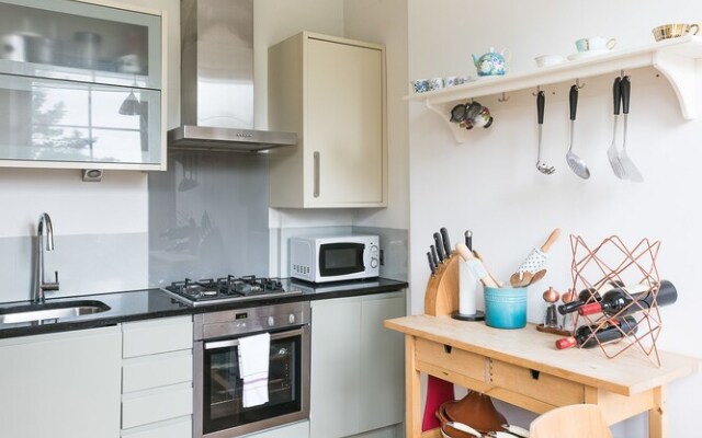 Beautiful 3BR Flat in SW London