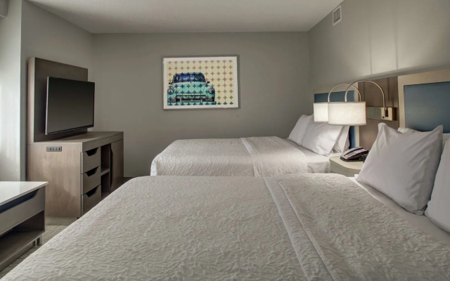Hampton Inn & Suites Miami-Airport South-Blue Lagoon