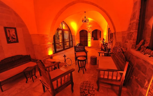 Kadim Otel