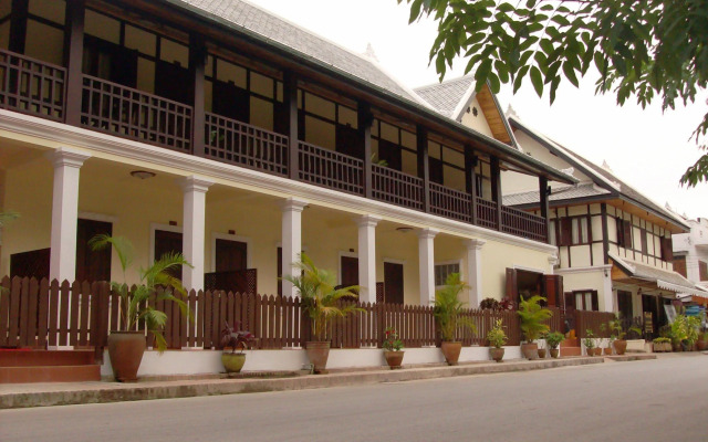 Villa Somphong