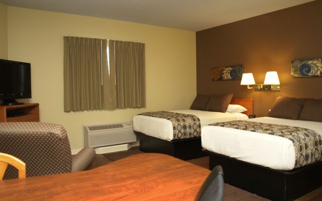 Hotel at WaterWalk Wichita