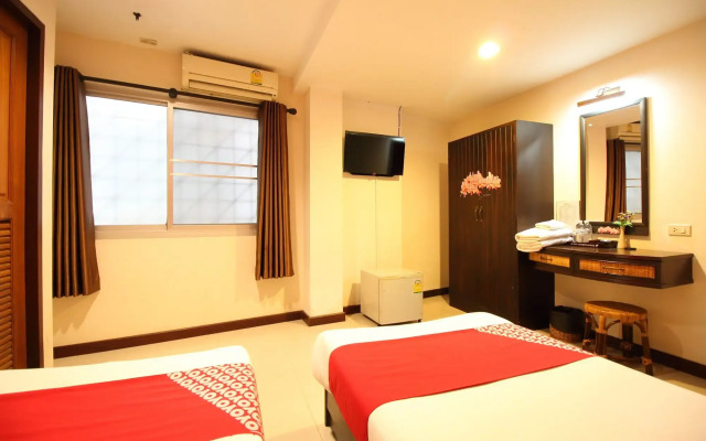 Pannee Lodge Khaosan (SHA Plus)