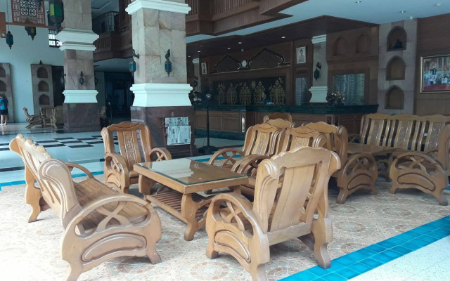 Mike Orchid Resort